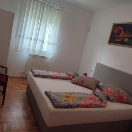 Apartmaji Jelena פיראן מראה חיצוני תמונה